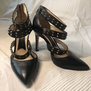 BOUTIQUE Strappy Edgy Heels 6
